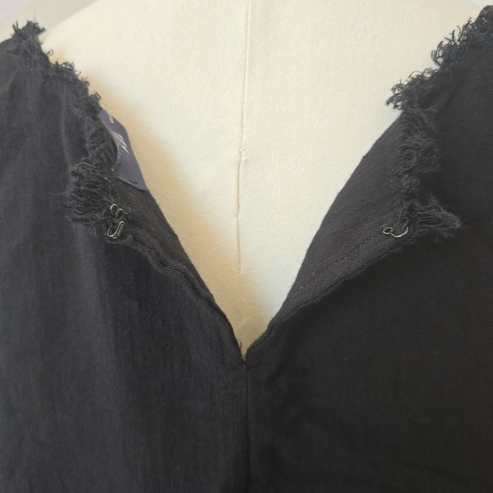 KLd | Large | Black Sleeveless Raw Hem Crop Top - Picture 5 of 9